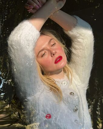 Elle-fanning Nude Leaks OnlyFans Photo 1369