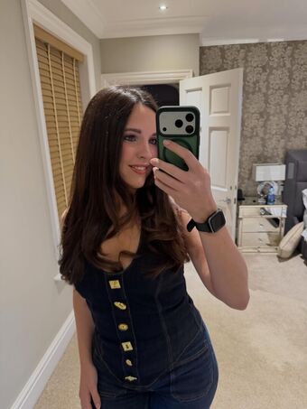 Elle Mulvaney Nude Leaks OnlyFans Photo 22