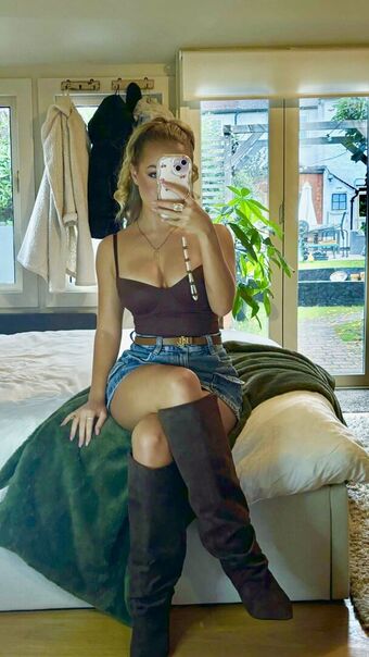 Ellie Dadd Nude Leaks OnlyFans Photo 47