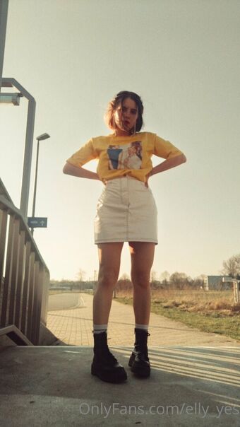elly_yes