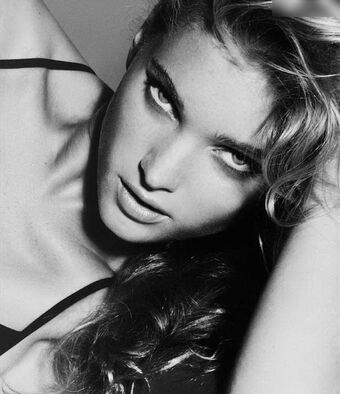 Elsa Hosk