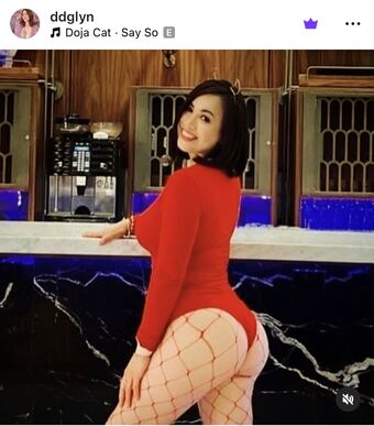 Elyndee Therealelyndee