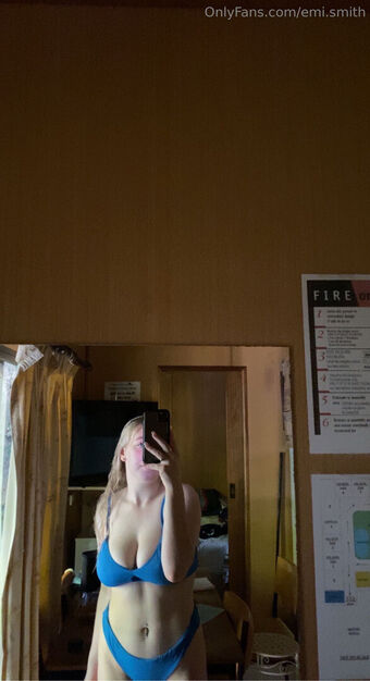 emi.smith Nude Leaks OnlyFans Photo 14