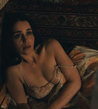 Emilia-clarke Nude Leaks OnlyFans Photo 543