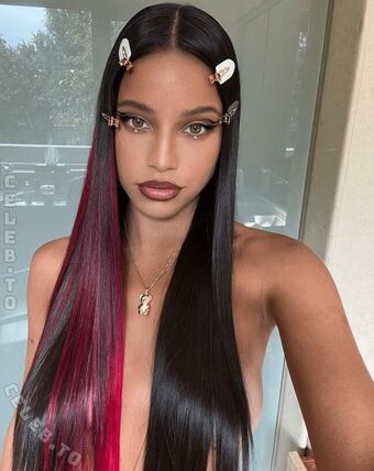 Emilia Mernes Nude Leaks OnlyFans Photo 113