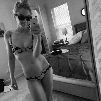 Emily Kinney Nude Leaks OnlyFans Photo 7