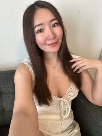 Emily Wang Nude Leaks OnlyFans Photo 12