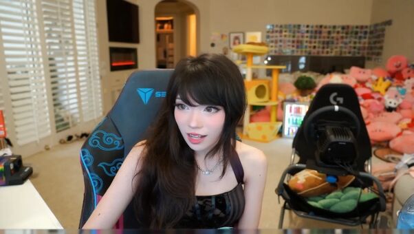 Emiru Nude Leaks OnlyFans Photo 1656