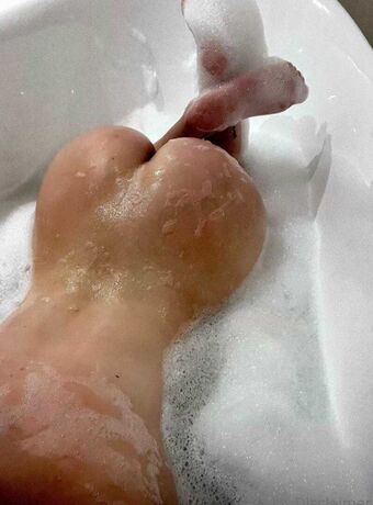 Emma Kellett Nude Leaks OnlyFans Photo 3