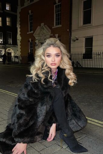 Emma Rigby Nude Leaks OnlyFans Photo 24