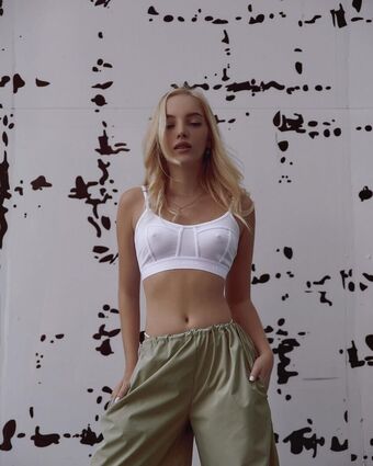 Emma White