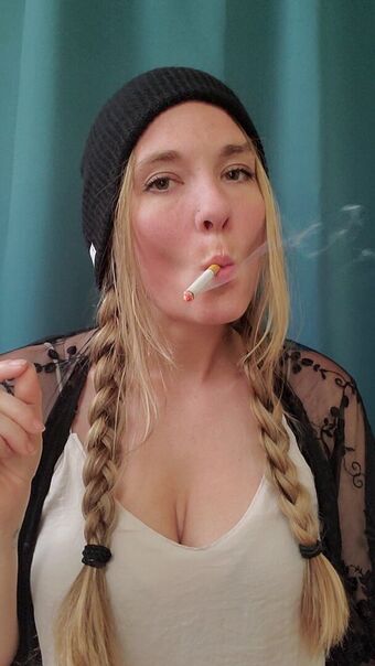 emmacantquit Nude Leaks OnlyFans Photo 3