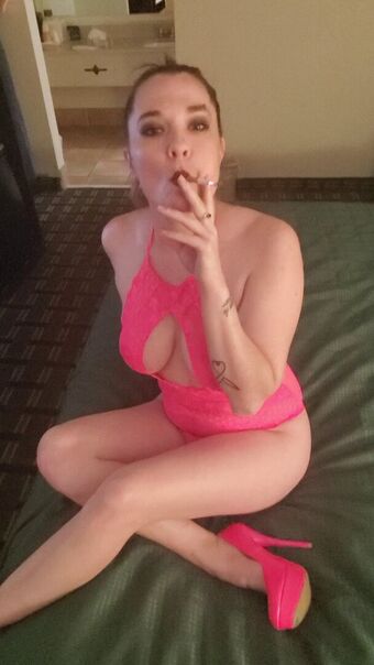 emmacantquit Nude Leaks OnlyFans Photo 40