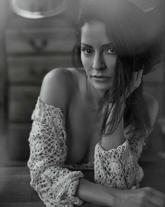 Emmanuelle Vaugier Nude Leaks OnlyFans Photo 38