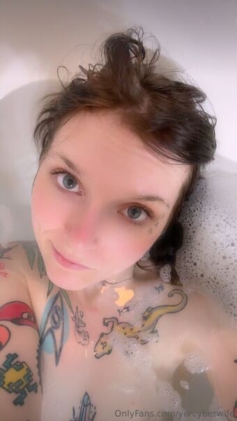 Emptyoystershell Nude Leaks OnlyFans Photo 3