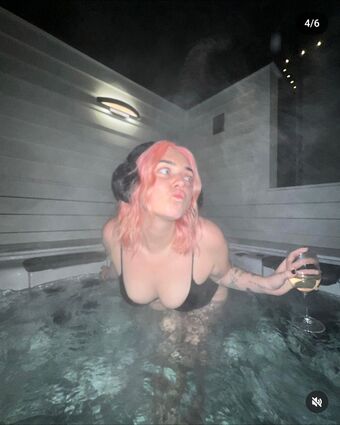 Erin Dougal Nude Leaks OnlyFans Photo 11