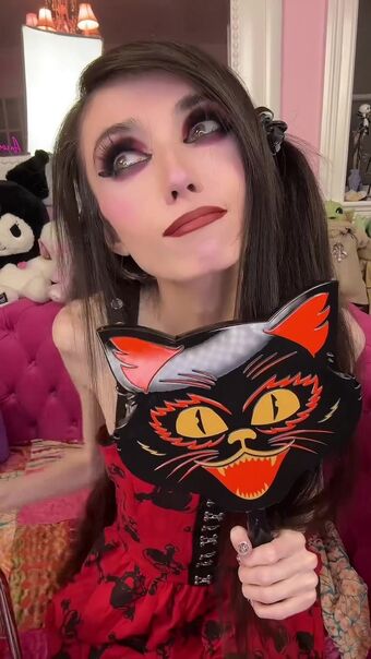 Eugenia Cooney Nude Leaks OnlyFans Photo 37