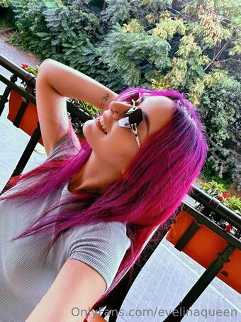 evelinaqueen