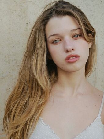 Ever Anderson Nude Leaks OnlyFans Photo 54