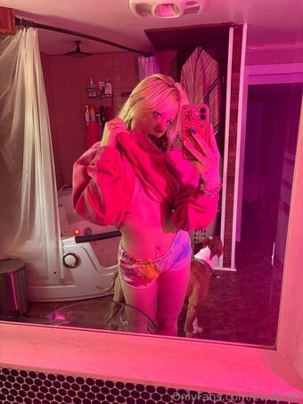 eviebratt Nude Leaks OnlyFans Photo 23