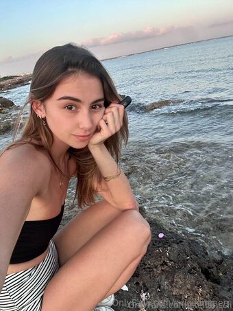 eviesummerr