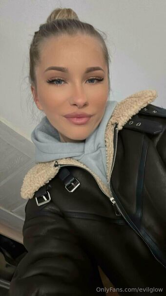evilglow Nude Leaks OnlyFans Photo 10