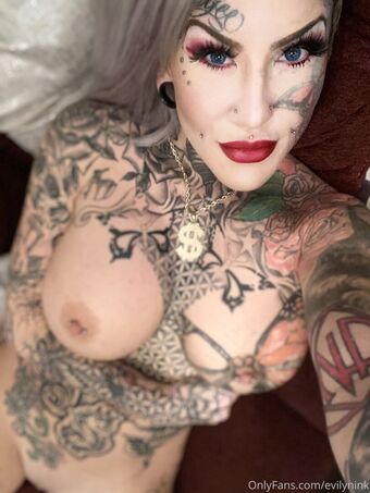 evilynink Nude Leaks OnlyFans Photo 11