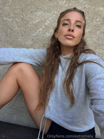 extremely_cute Nude Leaks OnlyFans Photo 19