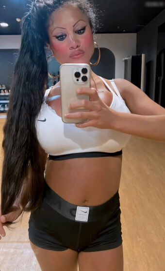 F3ckdolllucy