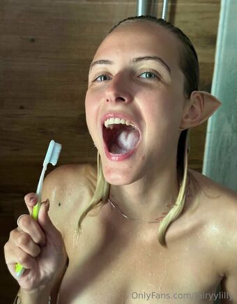 fairyylilly Nude Leaks OnlyFans Photo 13