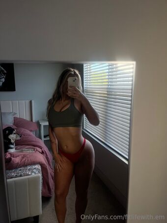 fitlifewith.em Nude Leaks OnlyFans Photo 15