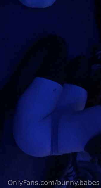 floatingfae Nude Leaks OnlyFans Photo 4