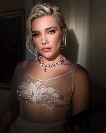 Florence Pugh Nude Leaks OnlyFans Photo 263