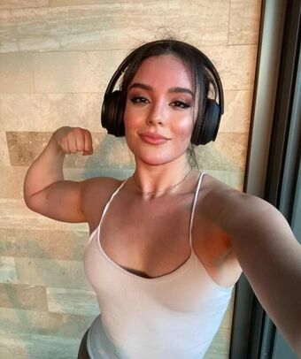 Flores Dani Nude Leaks OnlyFans Photo 4