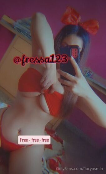 floryasmin Nude Leaks OnlyFans Photo 12