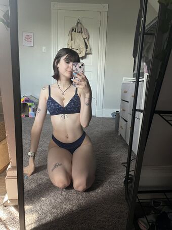 flowersinskylar