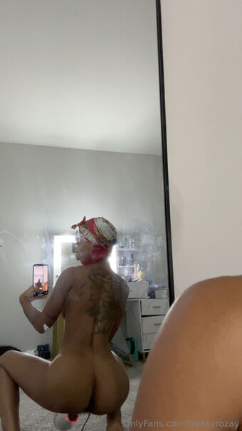 freakyrozay