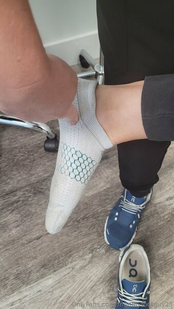friendlyfootguy25 Nude Leaks OnlyFans Photo 12