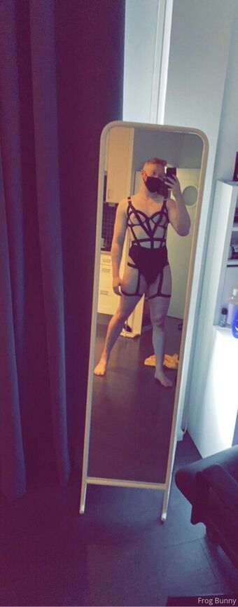 frogbunny Nude Leaks OnlyFans Photo 2