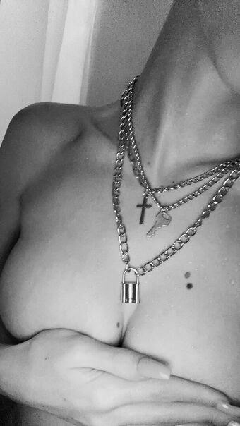 FrontDeskLady Nude Leaks OnlyFans Photo 11