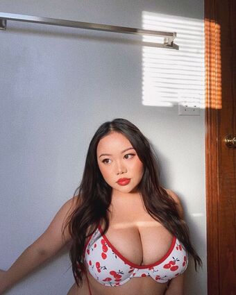 Gaoia.xiong Nude Leaks OnlyFans Photo 1