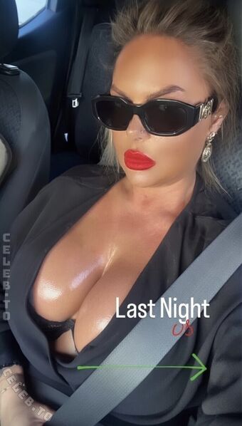Geri Amazon Nude Leaks OnlyFans Photo 30
