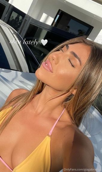 Gia Gabriella Nude Leaks OnlyFans Photo 17