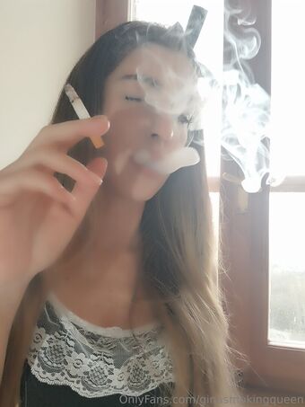 ginasmokingqueen Nude Leaks OnlyFans Photo 22