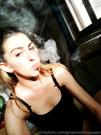 ginasmokingqueen Nude Leaks OnlyFans Photo 26