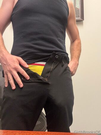 girthbrooksof Nude Leaks OnlyFans Photo 1