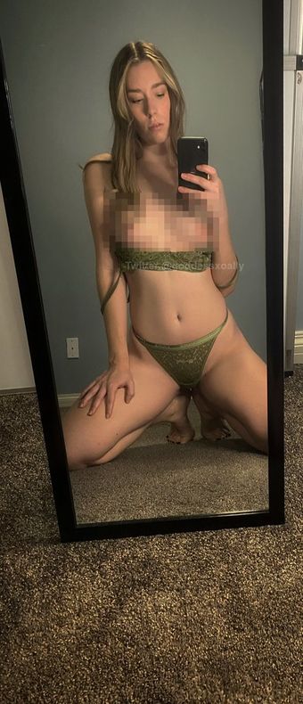 Goddess Ally Etana Nude Leaks OnlyFans Photo 18