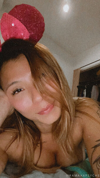 goddessemberz Nude Leaks OnlyFans Photo 31