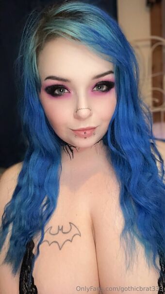 gothicbrat333