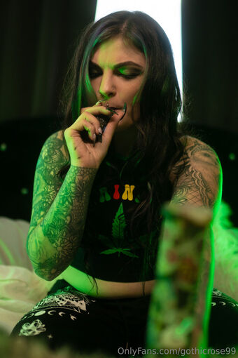 gothicrose99